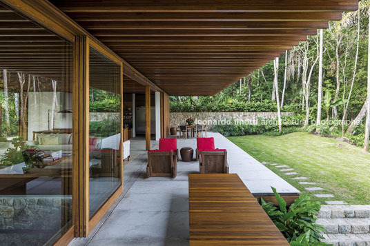 casa sm - taguaiba jacobsen arquitetura