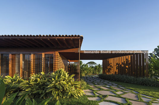 casa jca bernardes arquitetura