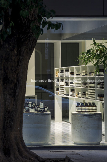 aesop oscar freire paulo mendes da rocha