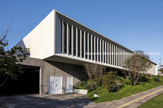 instituto ling isay weinfeld