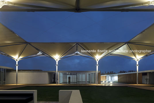 olympic golf course rua arquitetos