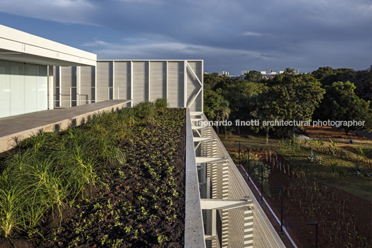 cnm mira arquitetos