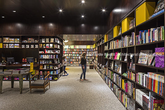 livraria da vila - aurora shopping isay weinfeld