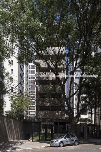 rua bahia building basiches arquitetos associados