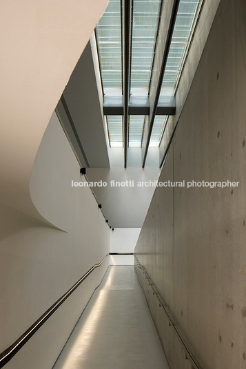 maxxi museum zaha hadid