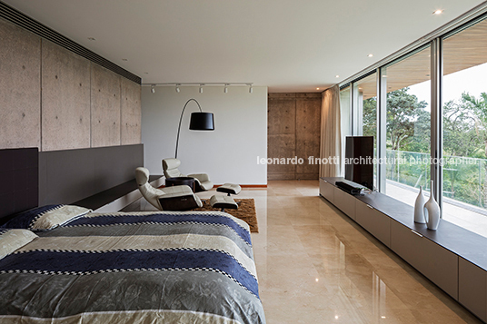 casa claros sommet srl