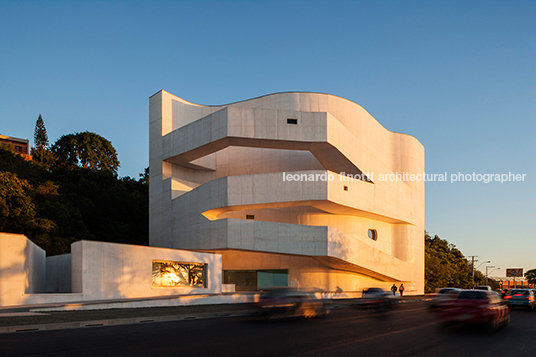 fundação iberê camargo alvaro siza