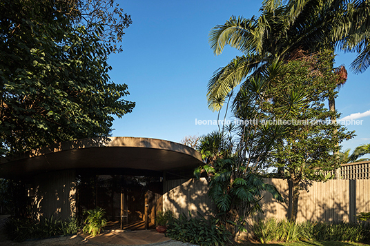 silvia celeste de campos house oscar niemeyer