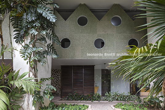 edifícios gurarapes, bela vista, danton, parque são joaquim e barão de são clemente mmm roberto