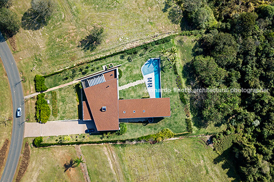 casa rrm - fazenda boa vista bernardes arquitetura