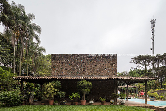 valeria cirell house lina bo bardi