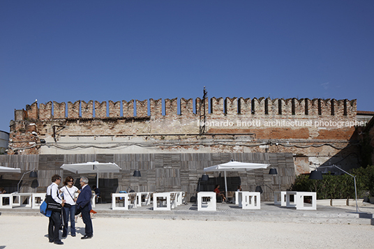 reporting from the front - arsenale della biennale 2016 alejandro aravena