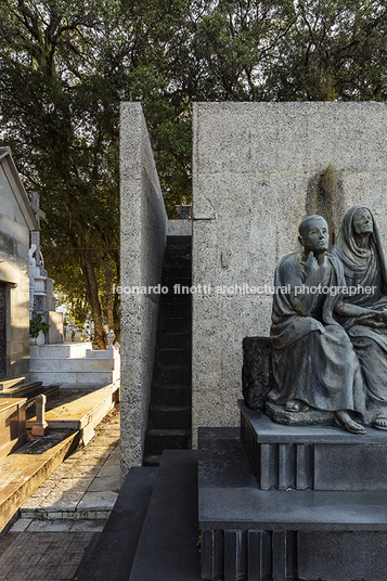 odebrecht mausoleum lina bo bardi