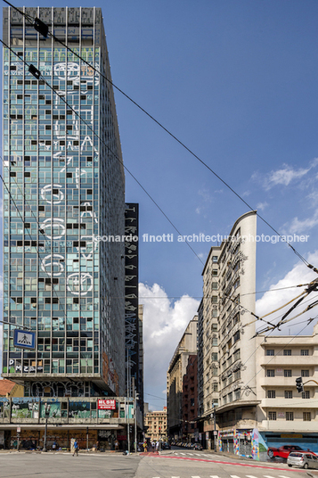 edifício wilton paes de almeida roger zmekhol