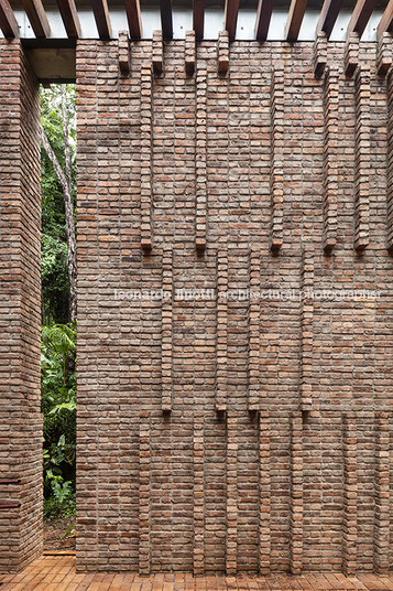 galeria claudia andujar - inhotim arquitetos associados