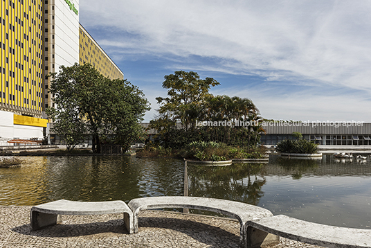 parque anhembi jorge wilheim