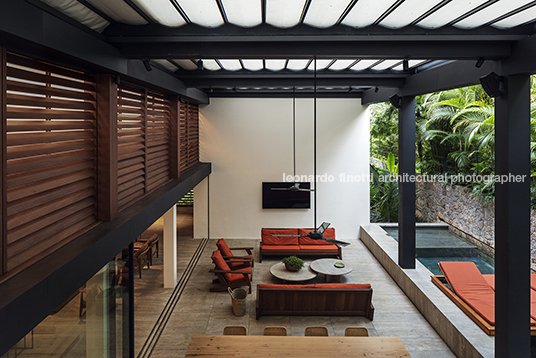 casa abk bernardes arquitetura