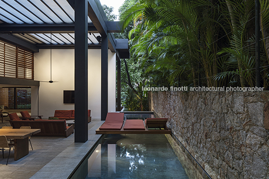 casa abk bernardes arquitetura