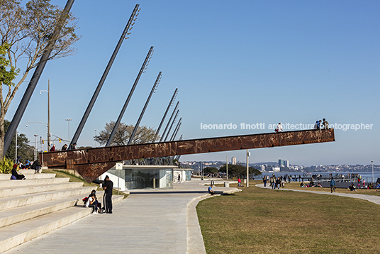 parque urbano da orla de guaíba jaime lerner