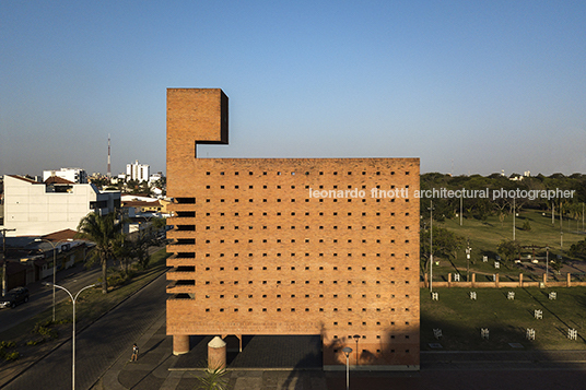 monumento "cumbre de las americas" mario botta