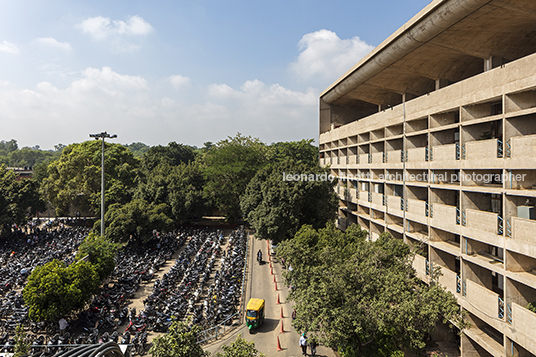 palace of justice (high court) le corbusier