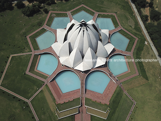 lotus temple fariborz sahba