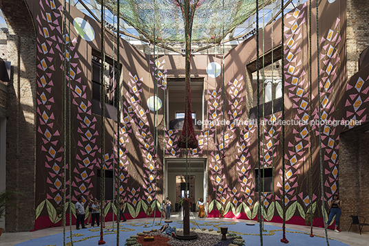 ernesto neto: sopro - pinacoteca jochen volz