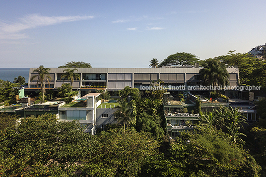 condomínio sergio bernardes bernardes arquitetura