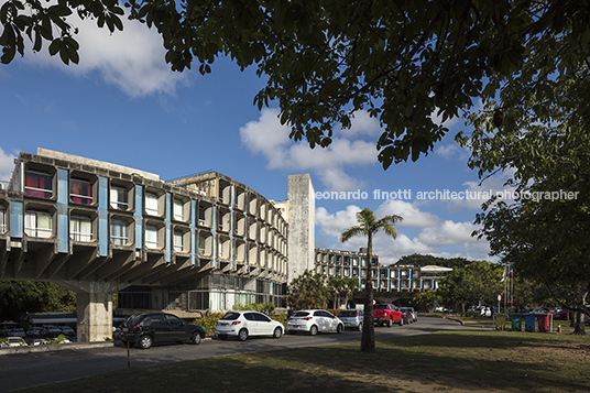 secretarías do centro administrativo da bahia joão filgueiras lima (lelé)