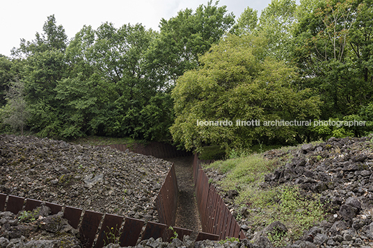 parc de pedra tosca rcr arquitectes