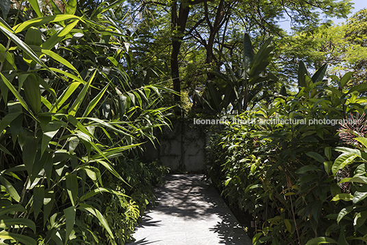 casa av isabel duprat arquitetura paisagística