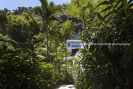 casa av isabel duprat arquitetura paisagística