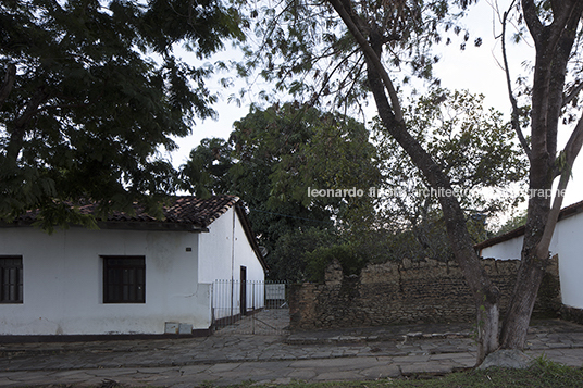 pirenópolis snapshots several authors