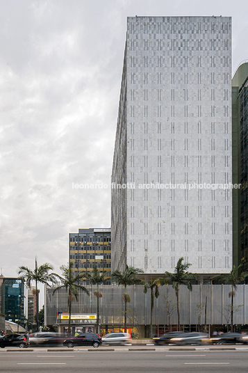 itaú av. paulista rino levi