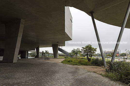 cidade das artes christian de portzamparc