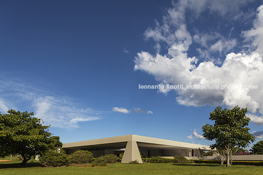 palácio do jaburu oscar niemeyer