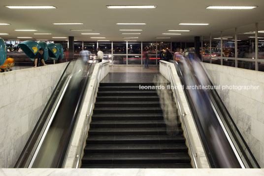 eixão bus station lucio costa