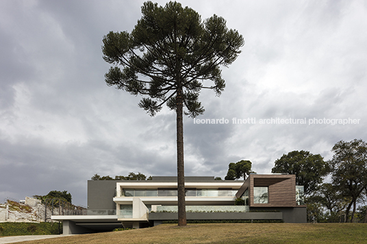 residência tp baggio schiavon arquitetura