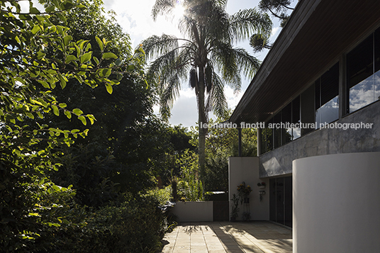 casa fausto de melo corrêa salvador gnoato