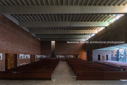 iglesia santo antonio de padua roberto wakeham