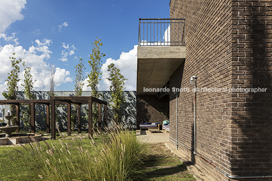 casa castro felipe caboclo arquitetura