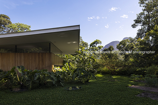 casa asa bernardes arquitetura