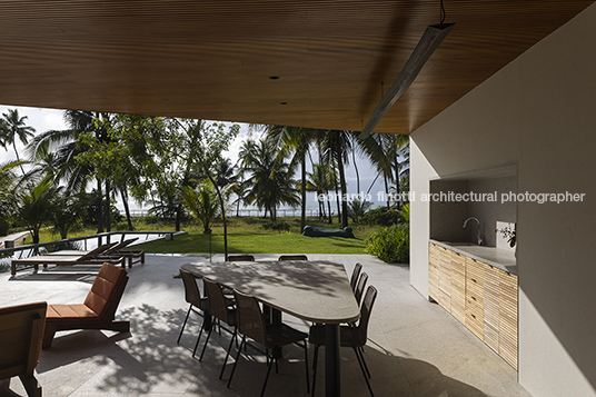 casa ml bernardes arquitetura