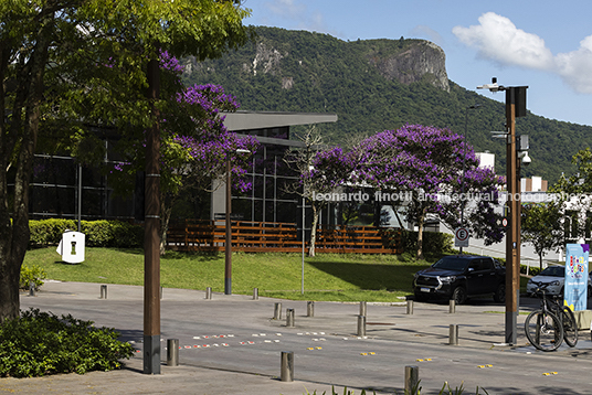 passeio pedra branca ja8 arquitetura e paisagem