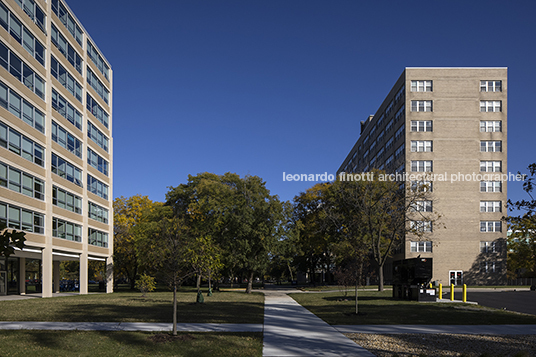 iit carman hall mies van der rohe