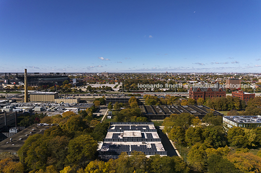 iit s.r. crown hall mies van der rohe