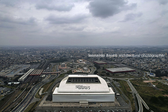 arena corinthians aníbal coutinho