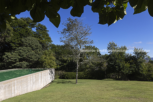 casa redux - quinta da baroneza marcio kogan