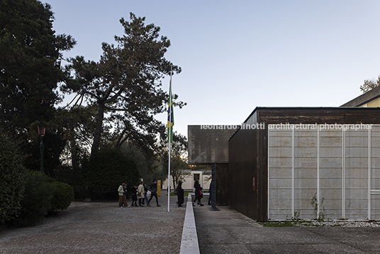 pavilhão brasileiro na bienal de veneza gabriela de matos