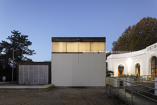 pavilhão brasileiro na bienal de veneza gabriela de matos